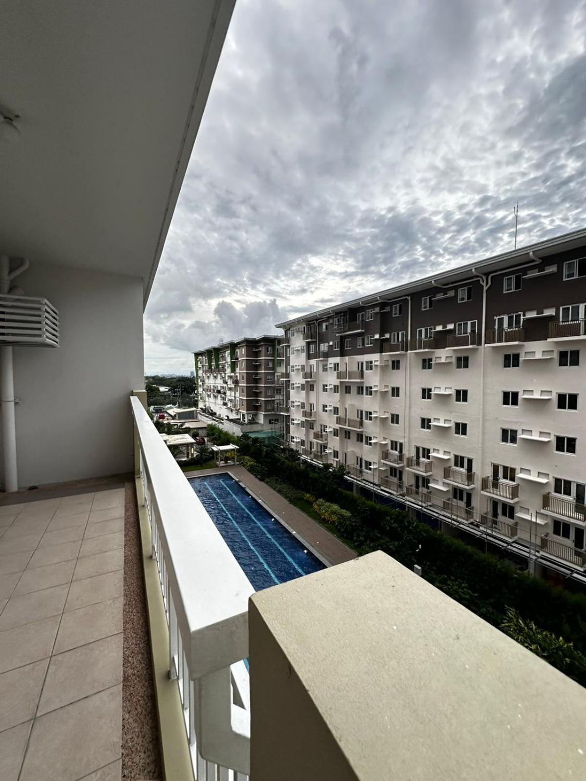 2 Bedroom Condo Unit Near Sm Bf & Naia At The Atherton By Dmci With 2 Balcony Paranaque City Exteriér fotografie