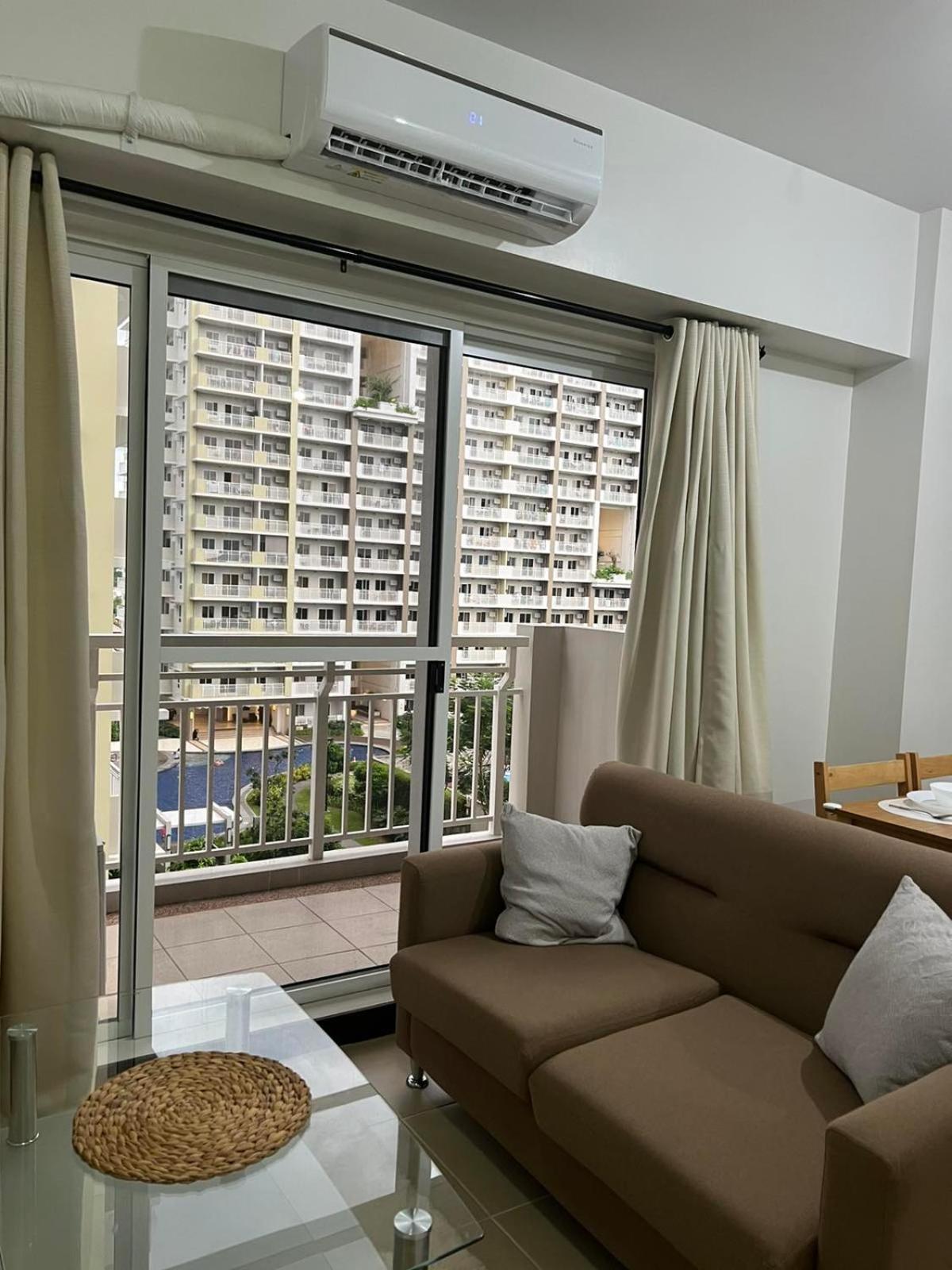 2 Bedroom Condo Unit Near Sm Bf & Naia At The Atherton By Dmci With 2 Balcony Paranaque City Exteriér fotografie