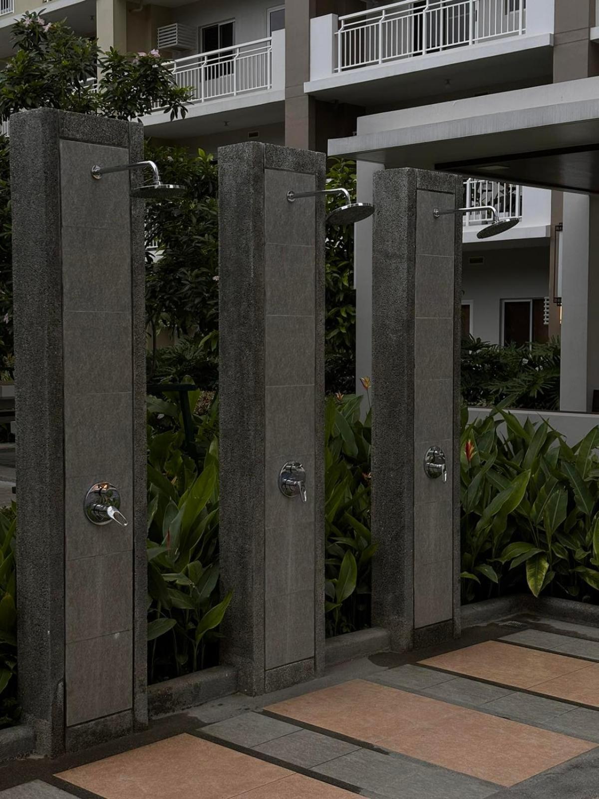 2 Bedroom Condo Unit Near Sm Bf & Naia At The Atherton By Dmci With 2 Balcony Paranaque City Exteriér fotografie