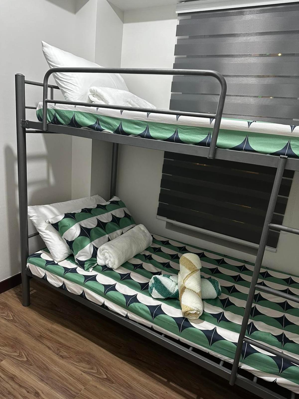 2 Bedroom Condo Unit Near Sm Bf & Naia At The Atherton By Dmci With 2 Balcony Paranaque City Exteriér fotografie